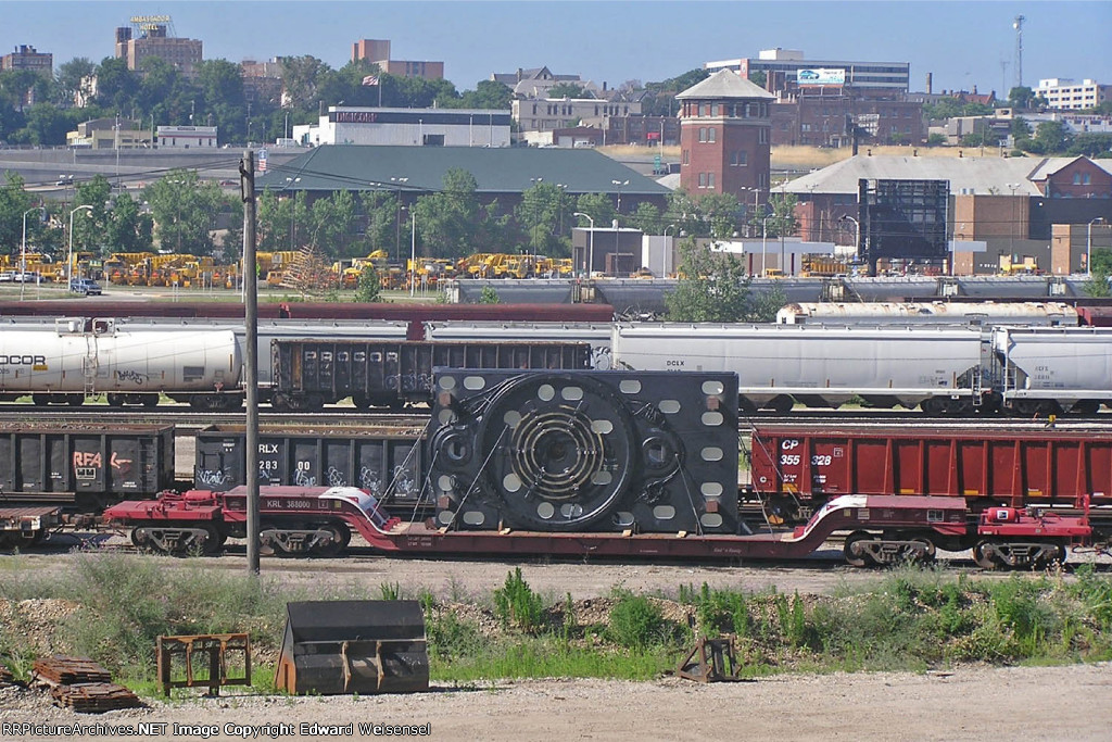 Another extra-dimension load from P&H Harnischfeger Mining